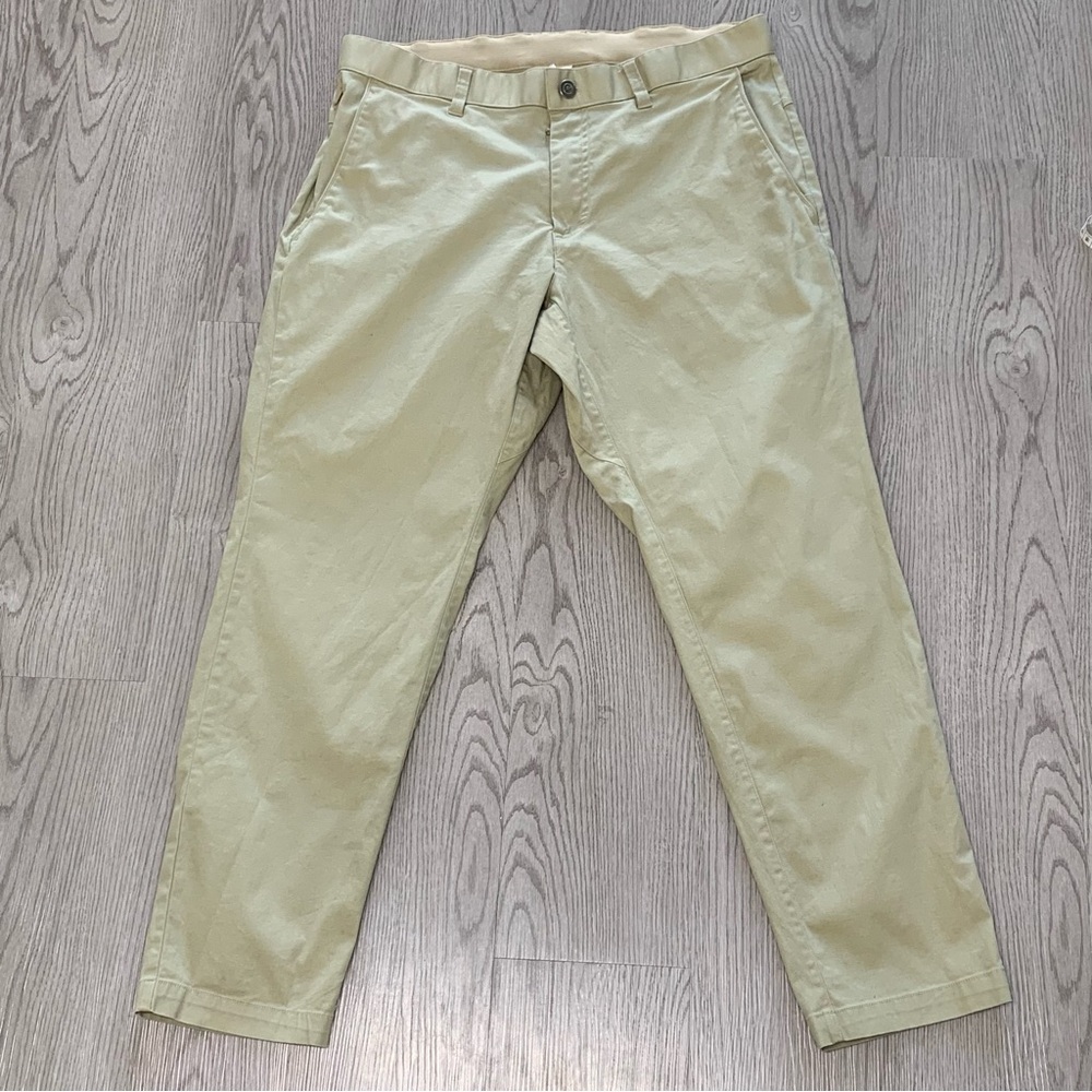 Fabletics The High Side Chino Khaki/Beige Perfomance Tapered Pants 33x27 Classic